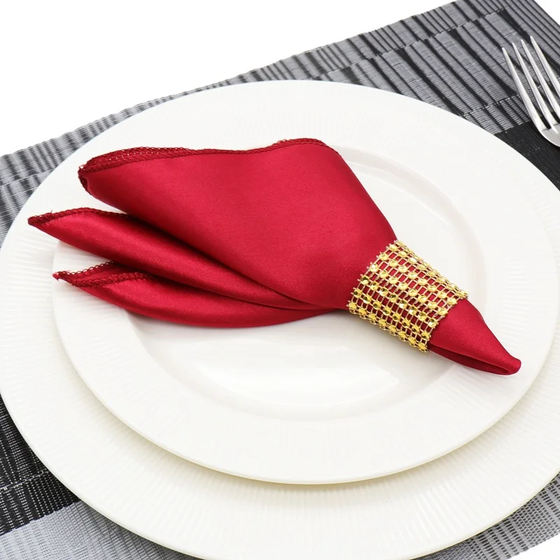 Noble Monogrammed Cloth Dinner Napkins - Set of 4 napkins