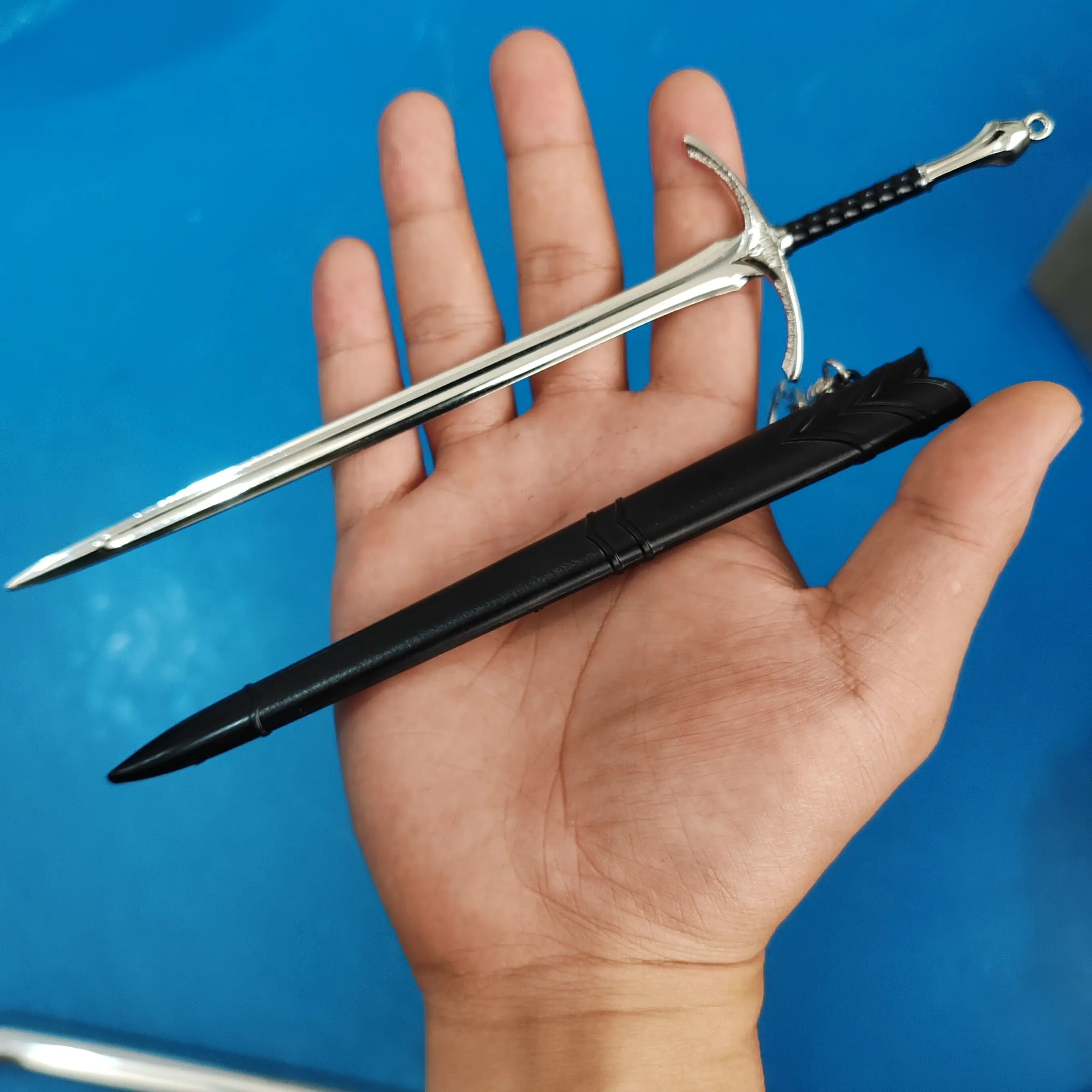 22 センチメートルエルフアンドゥリル中つ国の武器グラムドリング