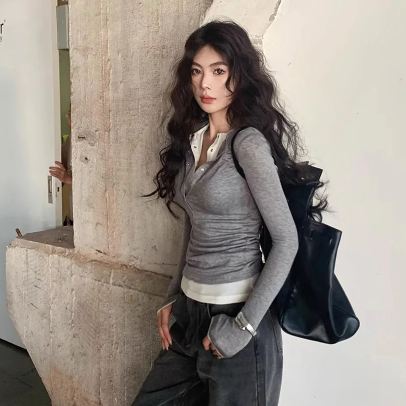 Women's Fake Two Pieces Base Layer T-Shirt Sexy V Neck Contrast Color Long Sleeve T-Shirt Autumn Casual Slim Fit Versatile Tops 6