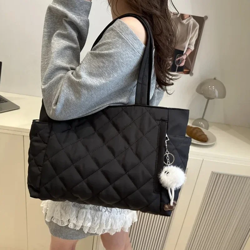 Rectangular Large Capacity Single Shoulder Bag for Commuting To Work Korean Style Women's Tote Bag Lightweight Casual Handbag
