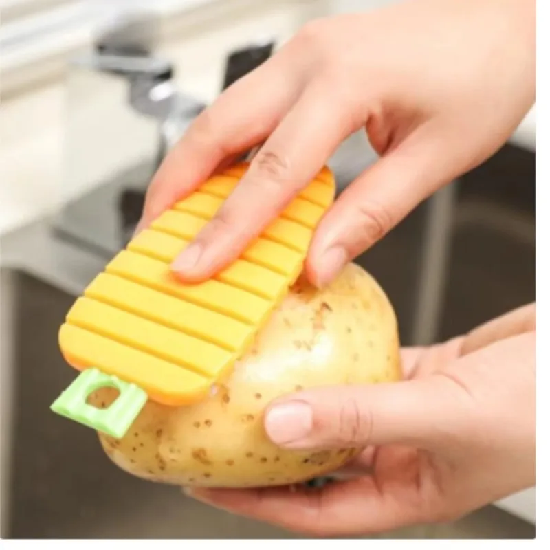 Multifunctional Flexible Cleaning Brush Kitchen Carrot Brush For No Blind Spot Potato Fruits Vegetables Bendable Board Gap