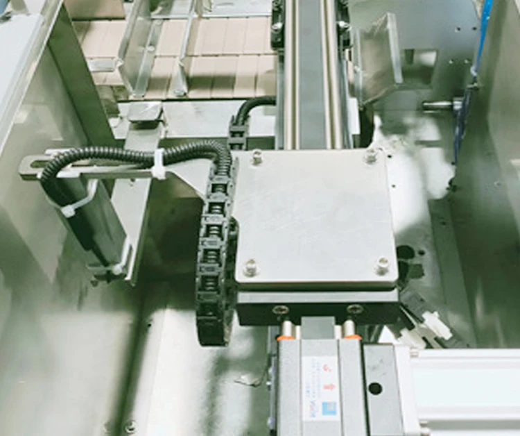 ZONESUN ZS-ZHJ301 Automatic Carton Box Sealing Packaging Machine