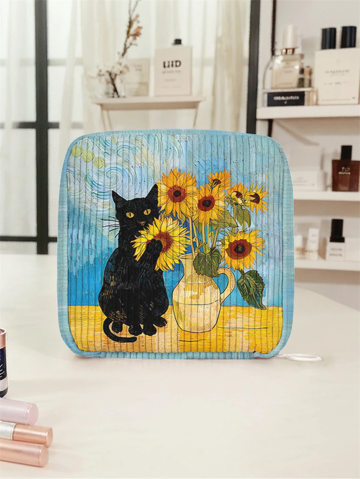 Cute cartoon cat pattern printed sanitary napkin storage bag, women's lightweight tissue bag, sanitary tissue bag