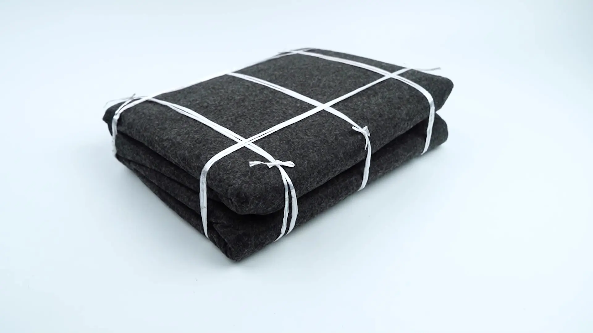 Inflatable Hot Tub Wool Ironing Mat Hot Tub Mat, Anti-Slip Waterproof Hot Tub Pad, Reusable Swimming Pool Mat, Hot Tub Floor Protector, Washable Pool Ground Mats (Round 200cm Spa Pad Spa Gonflable