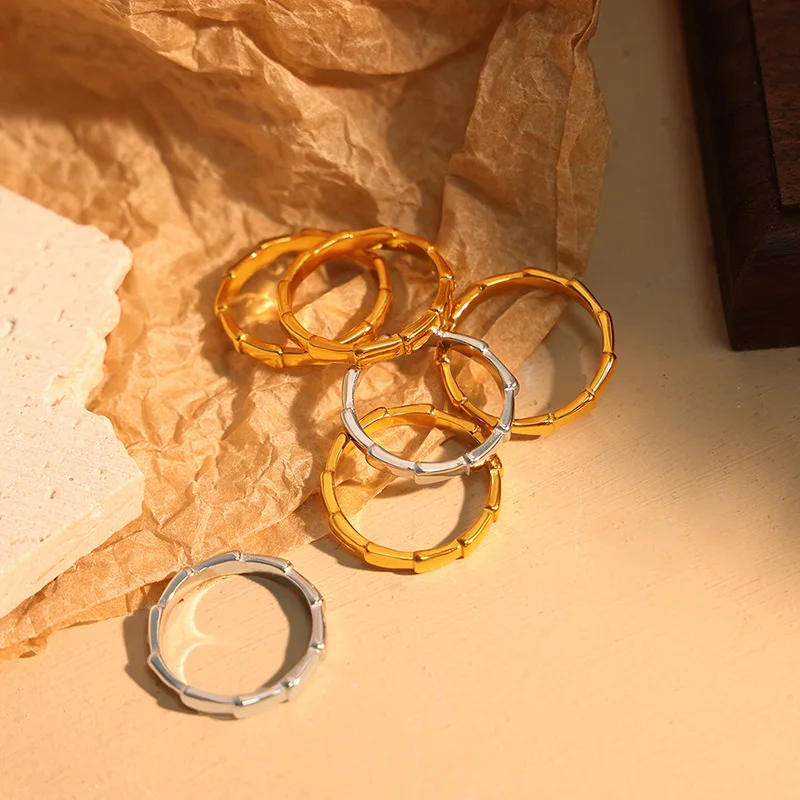 Bamboo Shape Ring In Stainless Steel With 18k Gold Plated