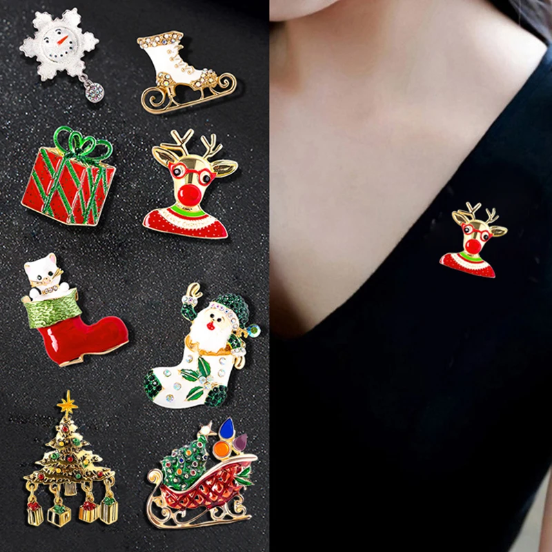 Spille Per Albero Di Natale Per Donna Uomo Strass Xmas Smalto Red Boot Deer Santa Pins Gioielli Di Moda Cappotto Invernale Cap Spille