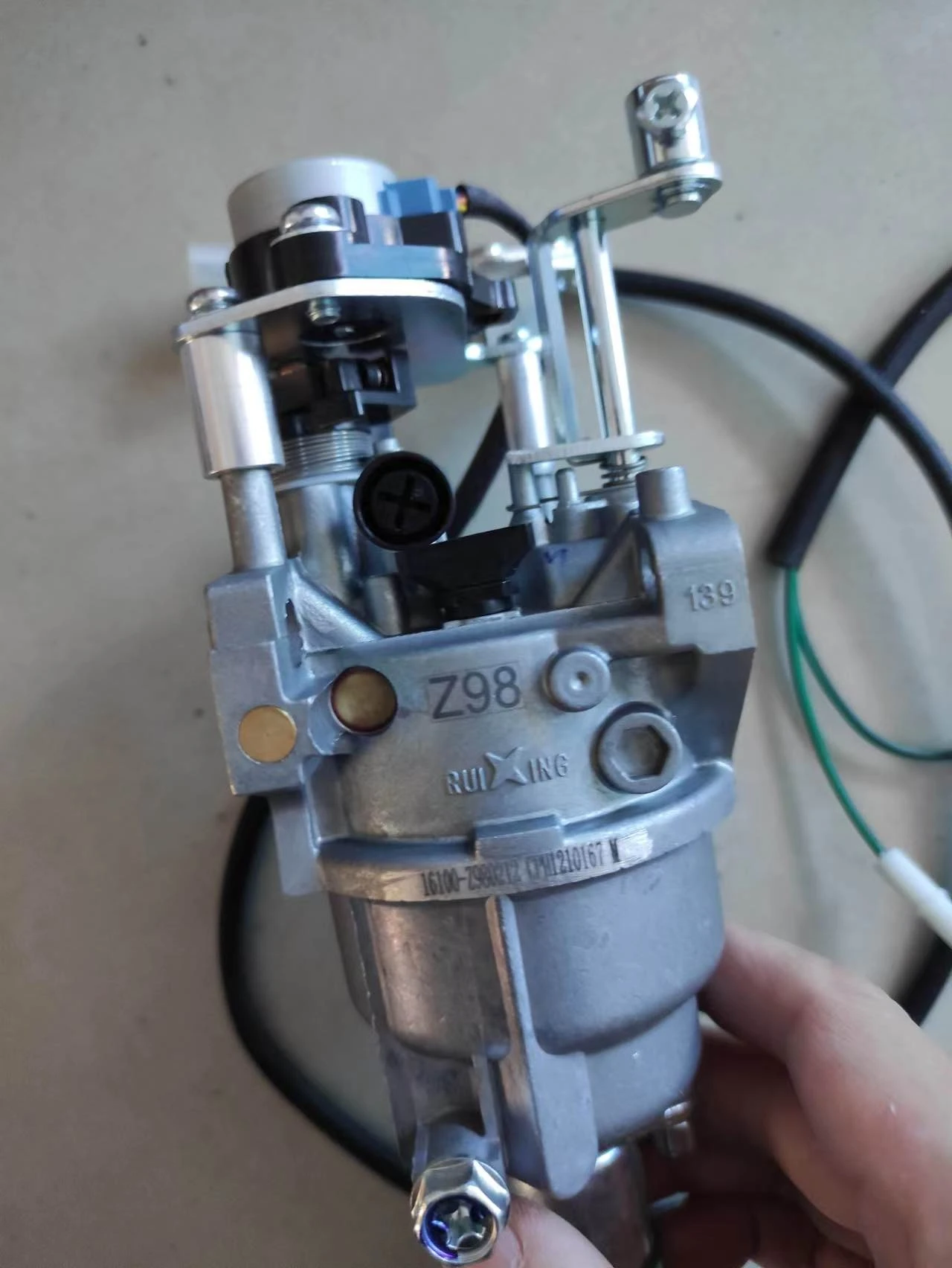

Карбюратор Z98 16100-Z980212, детали генератора CARB RUIXING