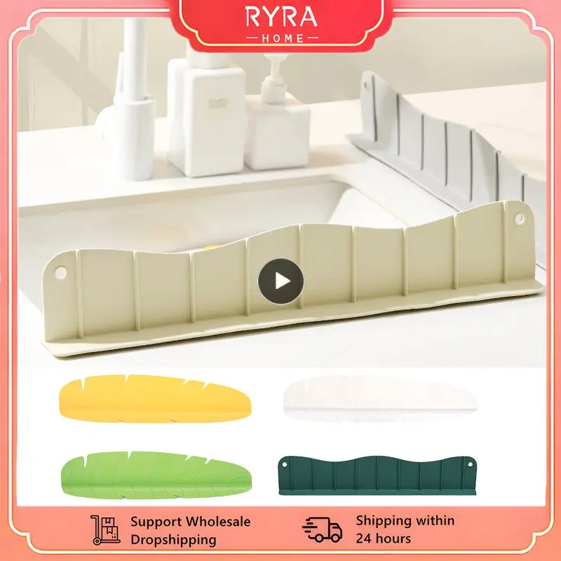 Kitchen Water Splash Guards Waterproof Oil-Proof Sink Baffle Silicone Anti-Splash Home Suction Retaining Plate Bathroom Supplies