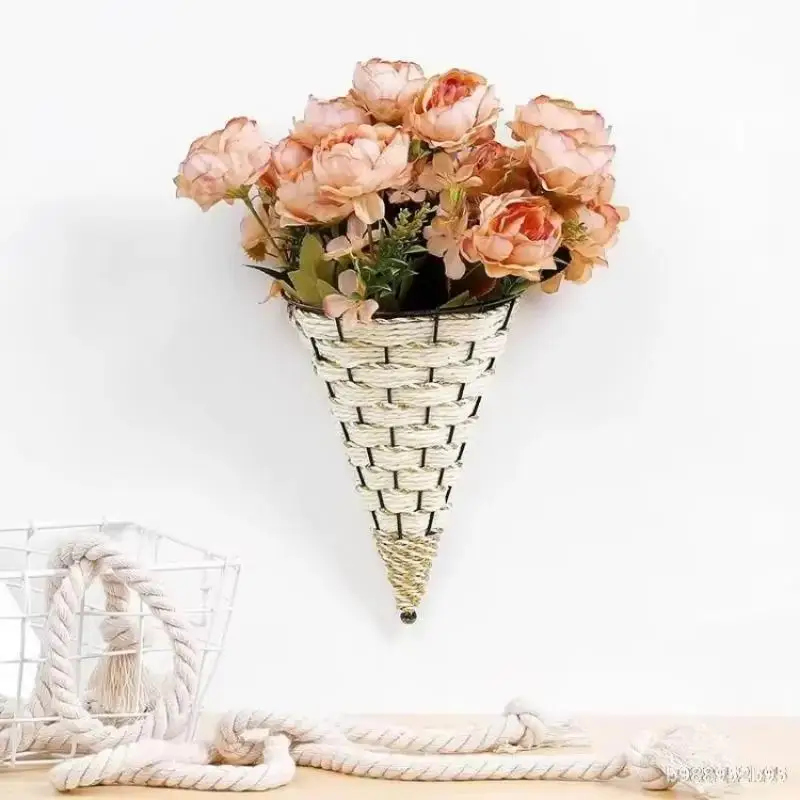 Fashion Home Decor Flower Basket Vase Rattan Wall Hanging Pot Planter Rattan Vase Basket Decor Wrought Iron Natural Wicker