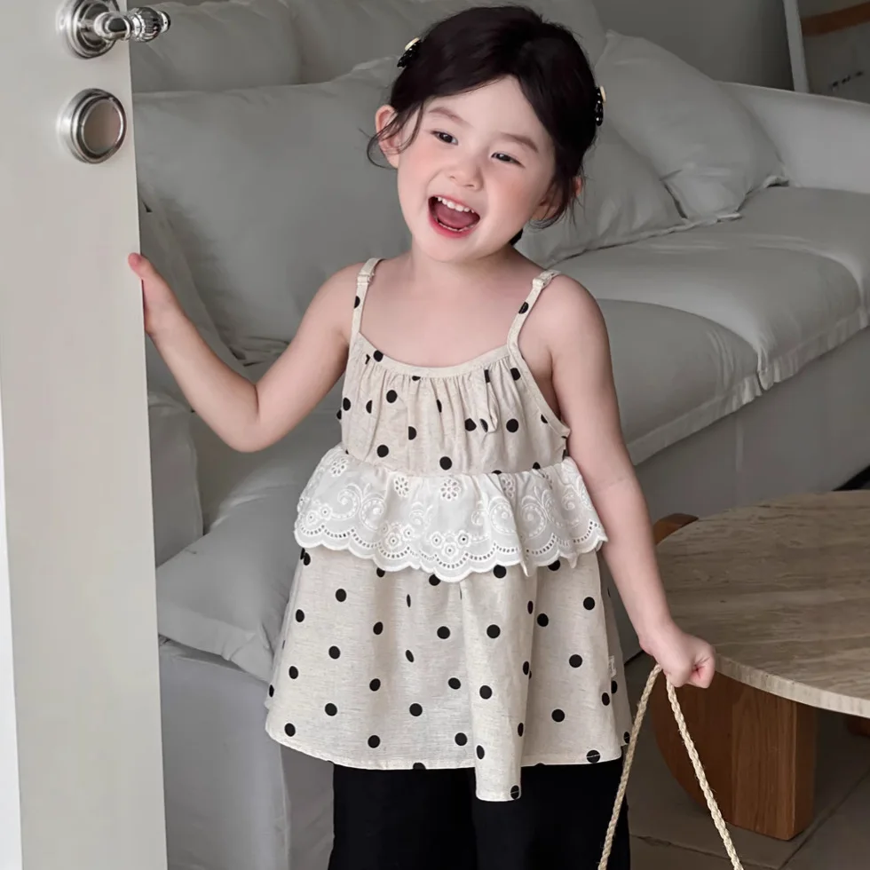 레이스 폴카 도트 홀터 탑 캐주얼 휴가 스타일 2025 여름 한국의 새로운 귀엽고..