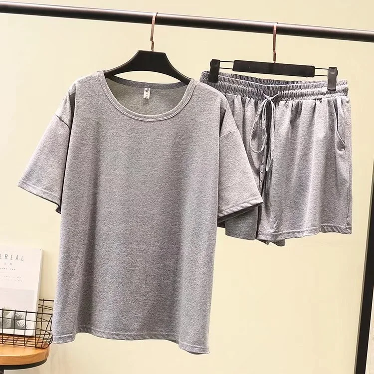 [클리어런스] 단단한 짧은 소매 라운드 넥 티셔츠 탄성 반바지 스포츠 및 레저 투피스 세트 플러스 사이즈 여성 의류 Md0983