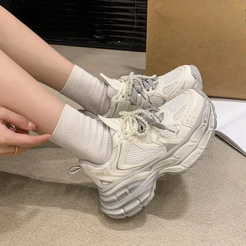 Breathable Women's Vulcanized Trainers With Front Lace-up Design_voghion.com