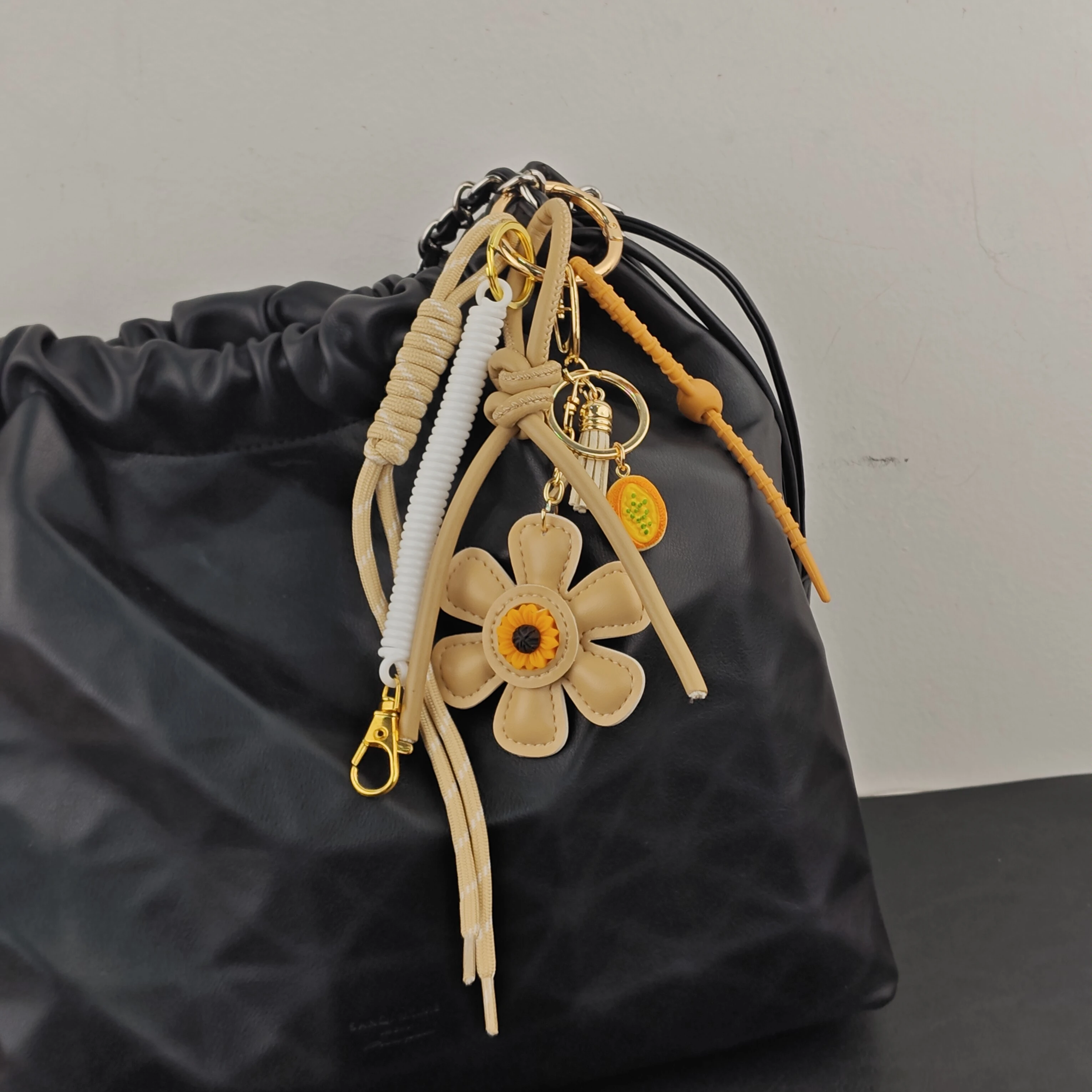 Sunflower Leather Bag Charm with Braided Rope - Fashionable Women's Keychain Accessory & Gift Wholesale