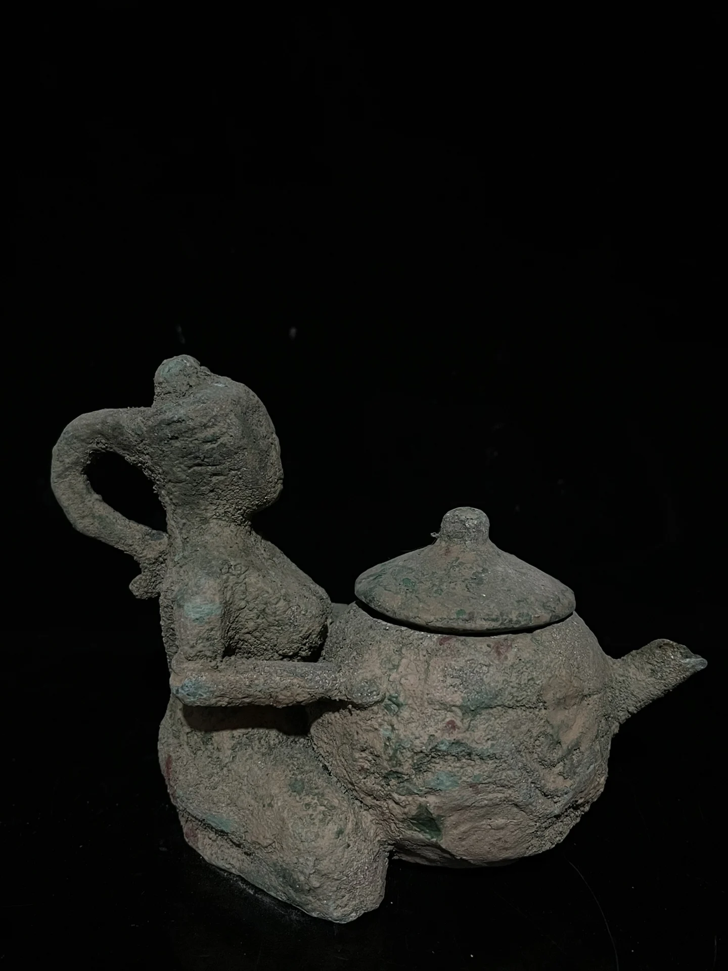 

Bronze Beauty Teapot Water Pot Plum Blossom Wine Pot Decoration