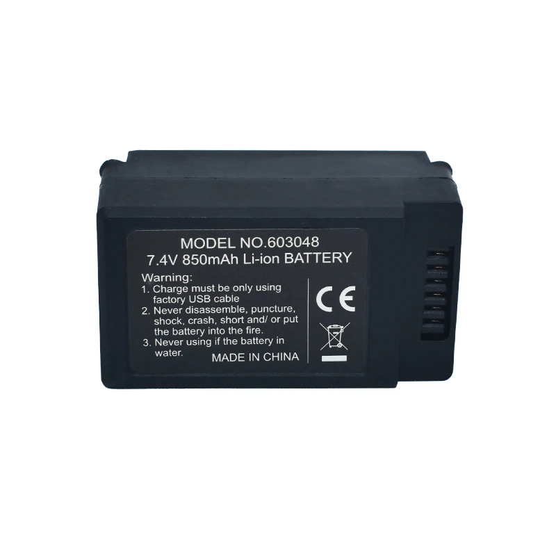 Les deux batteries Li-ion KF11 7.4V 850mAh pour voiture télécommandée 4WD côte à côte, montrant leur format compact.