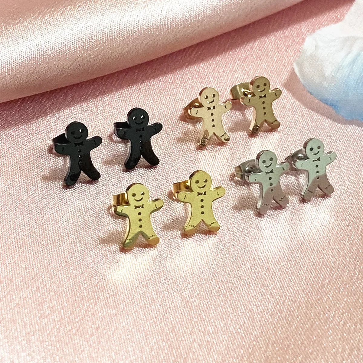 Cartoon Lebkuchen Mann Stud Frauen Ohrringe Weihnachten Geschenk hypo allergen Tragus Piercing Edelstahl Ohrring Schmuck