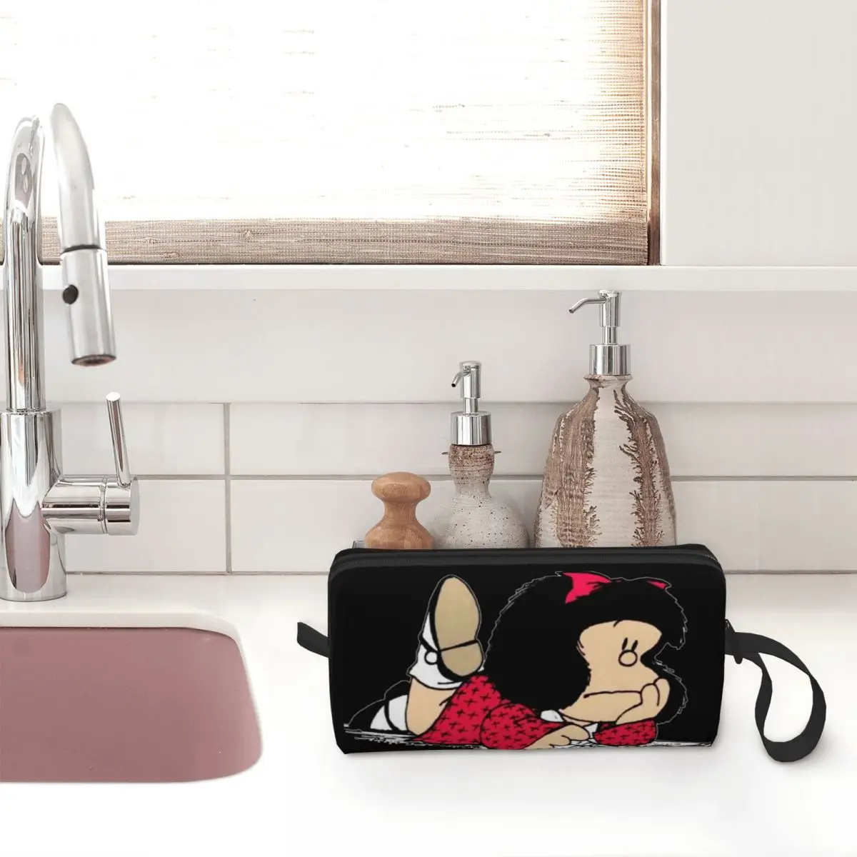 Custom Mafalda Travel Toiletry Bag for Women Argentine Quino Comic Makeup Cosmetic Organizer Beauty Storage  Bags Dopp Kit Case 4