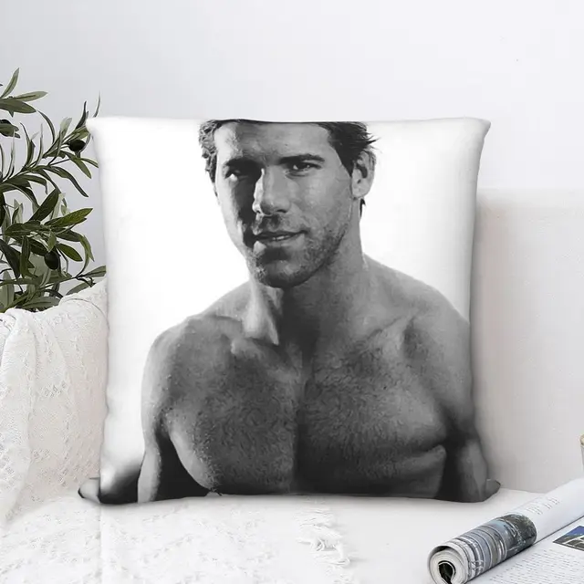 Ryan Reynolds Square Pillowcase Polyester Linen Velvet Creative Zip  Decorative Car Cushion Cover