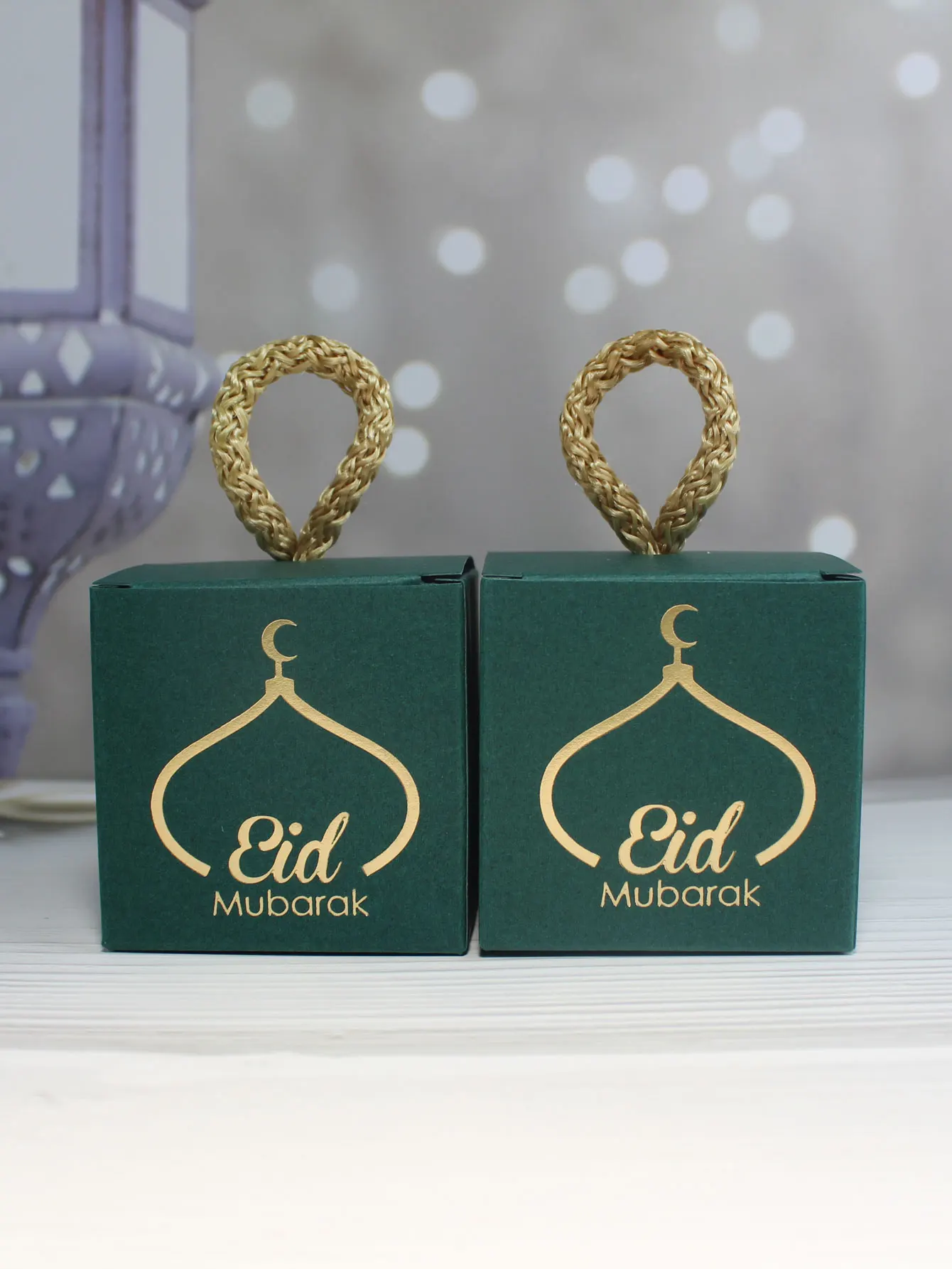Chic Mini Candy Box with Gold Foil Crescent Moon, Convenient Handle, Perfect for Eid Parties and Festive Gathe