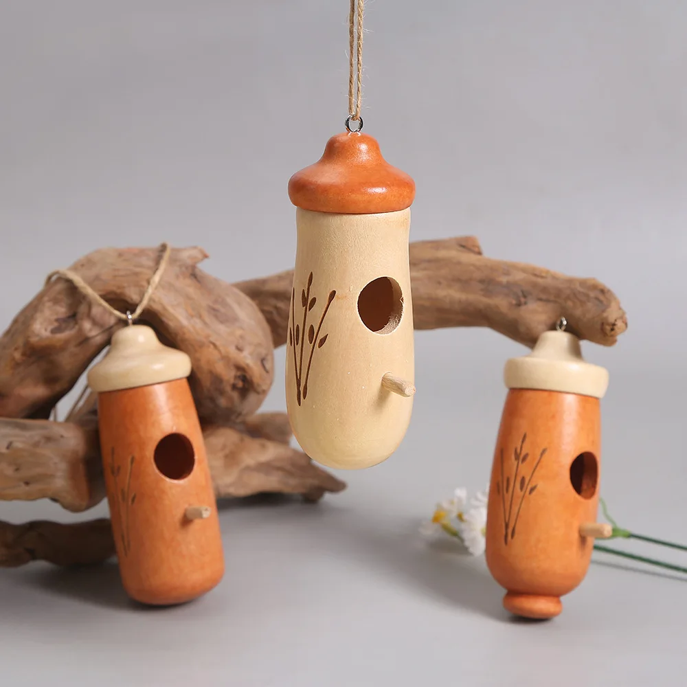 New Outdoor Garden Hummingbird Feeder Creative Courtyard Wooden Bird Nest New Solid Wood Hummingbird Nest Decoration Pendant