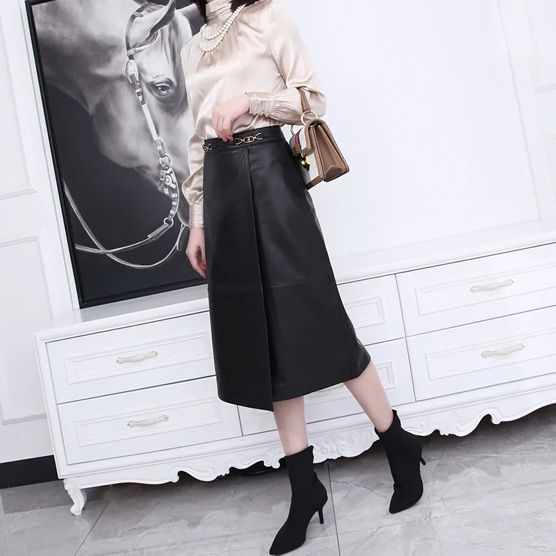 

Женская юбка средней длины, облегающая юбка из овечьей кожи, с высокой талией и металлической цепочкой, Осень-зима 2023