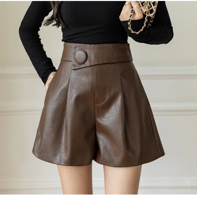 

Button High Waist Back Zipper PU Shorts Wide Leg Faux Leather Shorts New 2023 Loose High Street Black Sexy Women Shorts