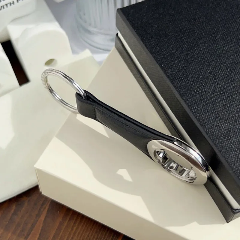 PJS Luxury MB Car Key Chain Blue Red Black Leather 316 Stainless Steel Round Double Ring Classic Keychain With Box Set