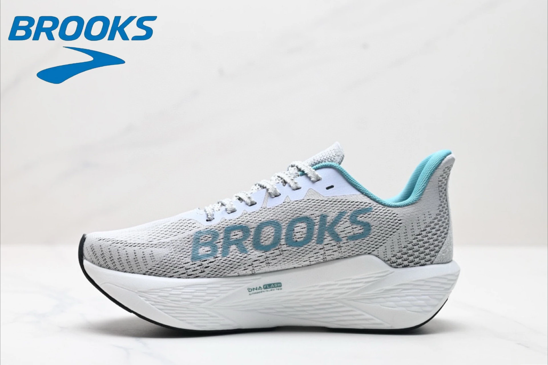Brooks Hyperion Max Gale 2