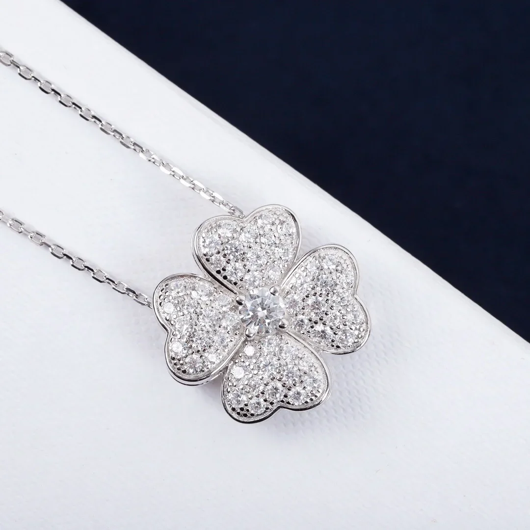 

Top Quality Famous Brand 925 Sliver Fashion Party Jewelry For Women Platinum Gold 4 Leavs Heart Zircon Flowers Necklace Pendant