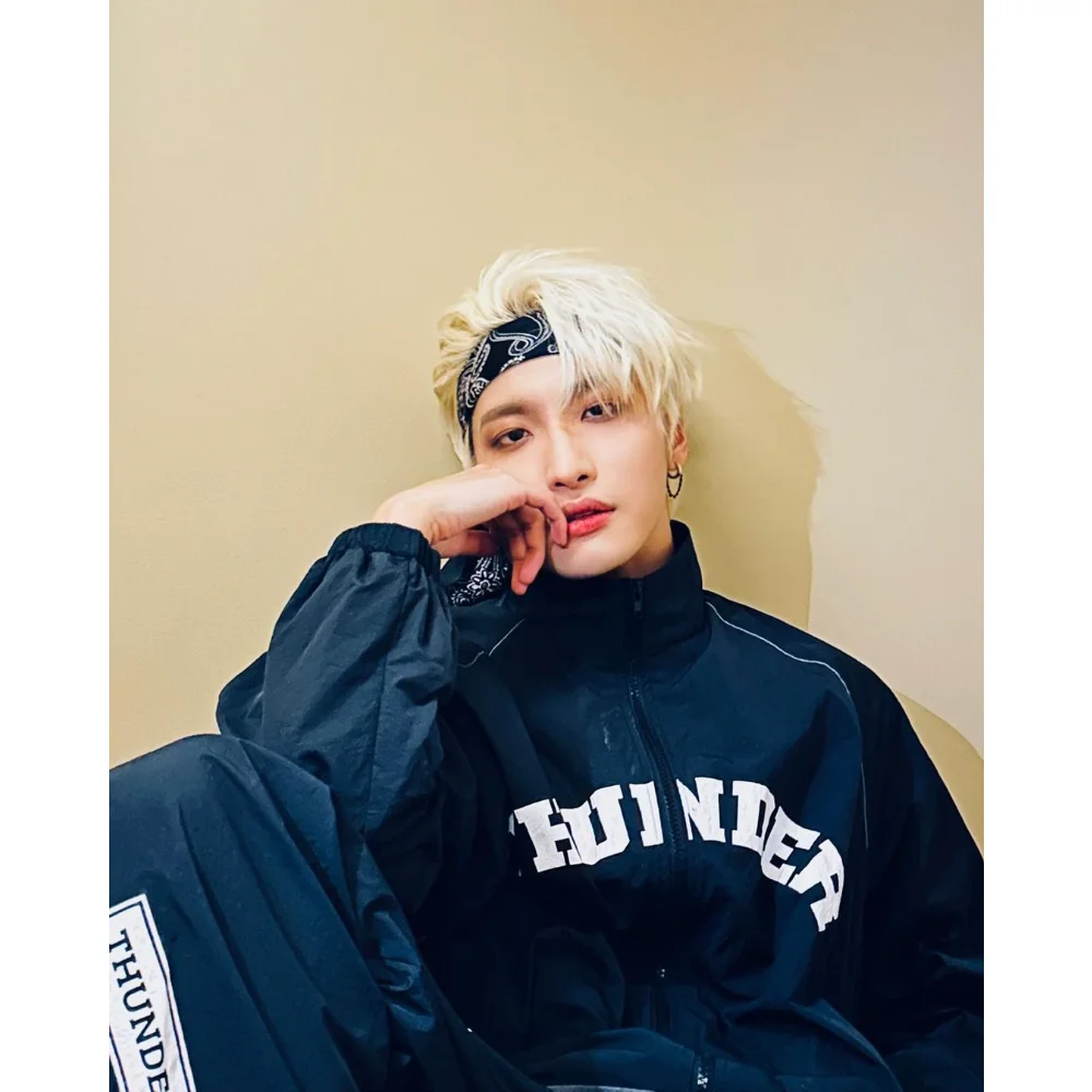 KPOP ATEEZ Thunder Print Men's Jackets Harajuku Cardigan Stand Collar Zipper Baseball Jacket Outerwear Casual Sportswear 4