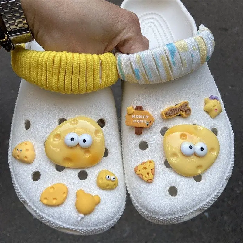 

Cheese Set Croc Charms Designer Lovely Adornment for Clogs Sandals Cute Accessories Ins Popular Decoration Kids Boys Girls Gifts