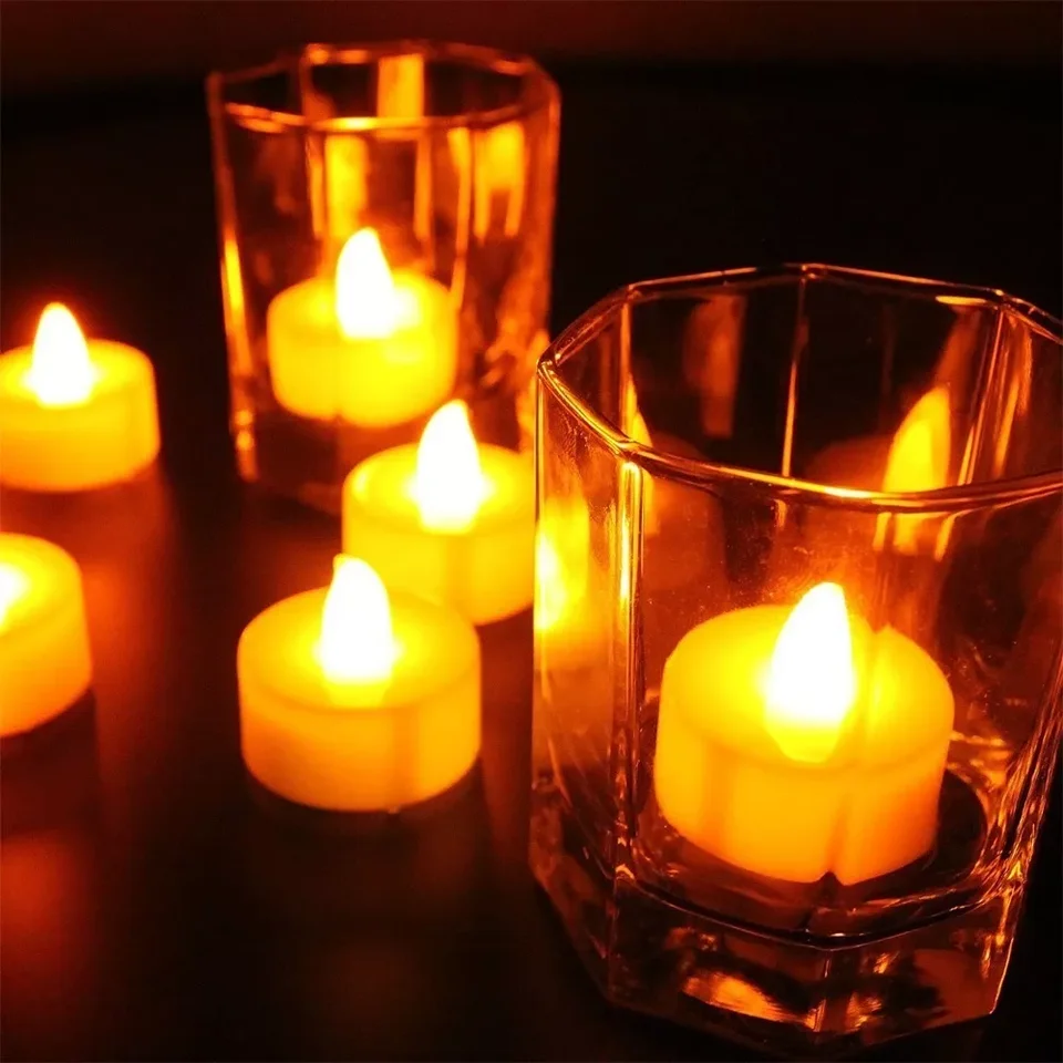 IMAGE Candele a LED senza fiamma, funzionamento a batteria, confezione da 12 candele affusolate color avorio con telecomando e timer, luce tremolante realistica per matrimoni, Natale, San Valentino