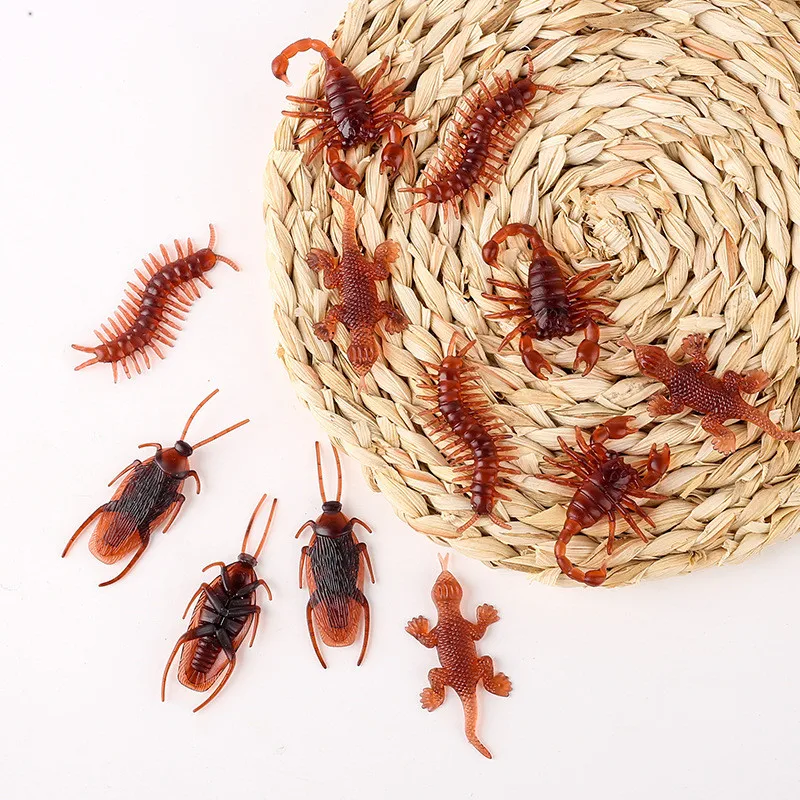 20Pcs Halloween Prank Toys Plastic Cockroach Housefly Centipede Scorpions Gags Practical Jokes Toy