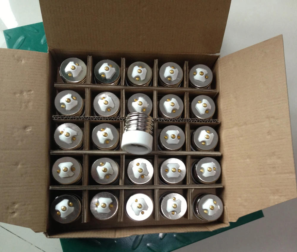 E27 To E40 E40 TO E27 Porcelain High Temperature Resistant Plastic Lampholder LED CFL Halogen Light Socket Bulb Base Adapter