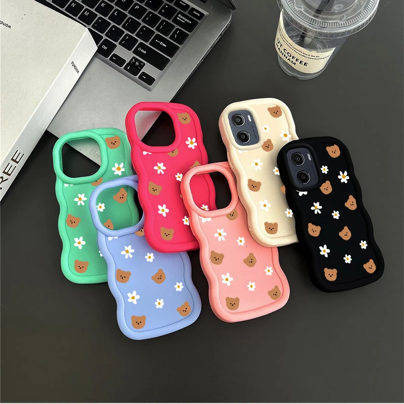 Brown Bear Wavy Silicone Phone Case Cover