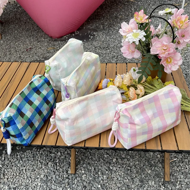 Women's Cosmetic Bags Korean Portable Multifunctional High-quality Makeup Bags Plaid Fashionable Large Capacity Storage Bags 3