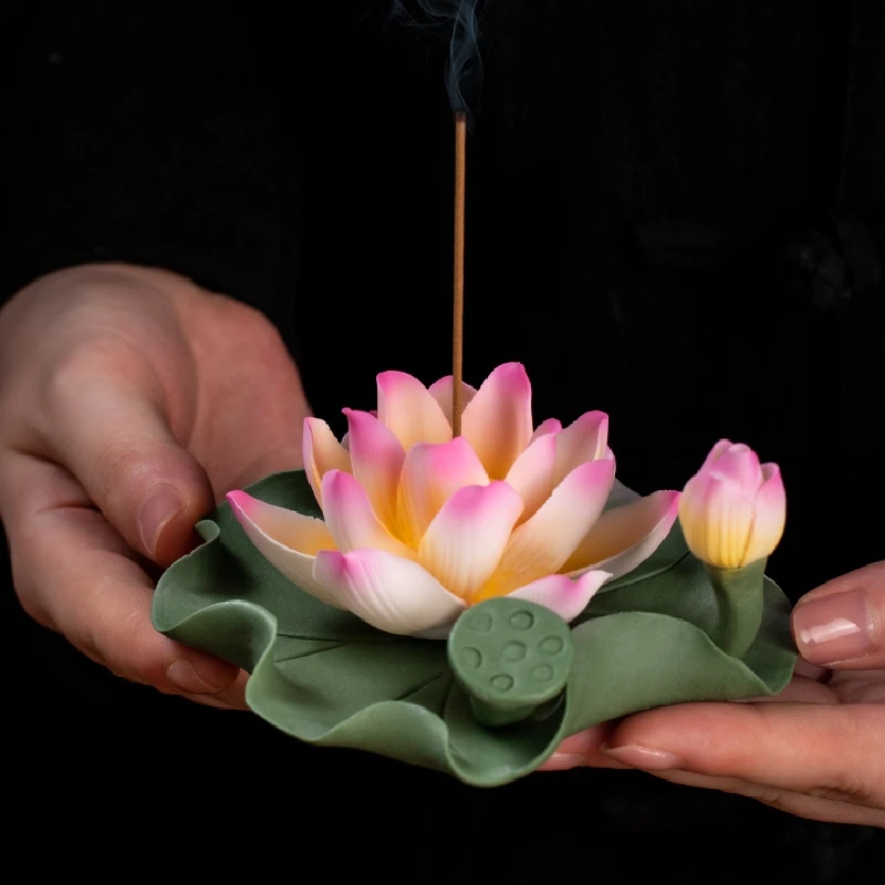 0047 Chinese Style Handmade Ceramic Lotus Incense Holder Decoration Home Studio Art Decoration Creative Birthday Gift