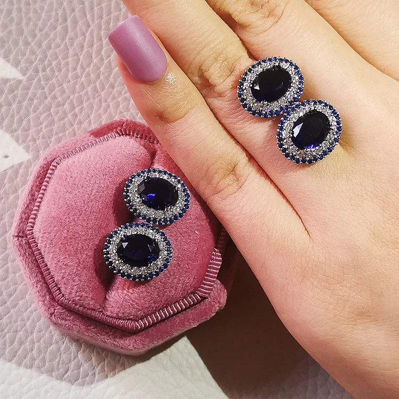 Diana Statement Earring