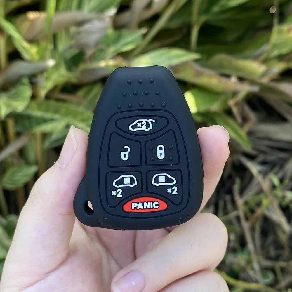 Car Key Case For 2004 2005 2006 2007 Dodge Chrysler Grand Voyager Town & Country 6 Buttons Silicone Key Cover Protect Skin Keychain