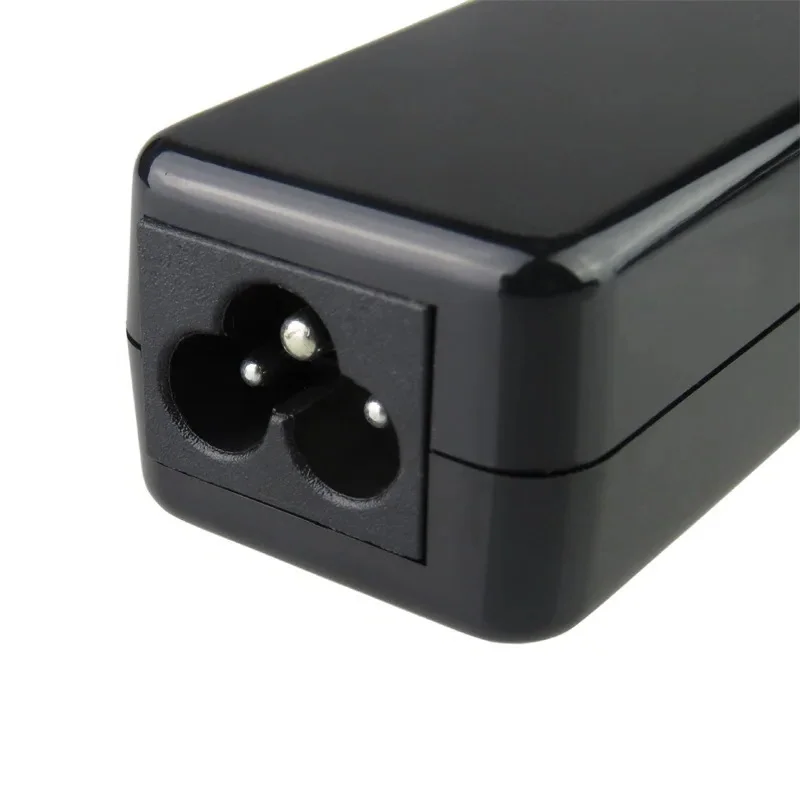 Charger Adapter 19V 3.16A 5.5*3.0mm Adapter AD-6019 Charger for Samsung Np200a5b Np300e5a Np305e5a Np365e5c RV515 RV520 R530 R540 R580 R440 R480