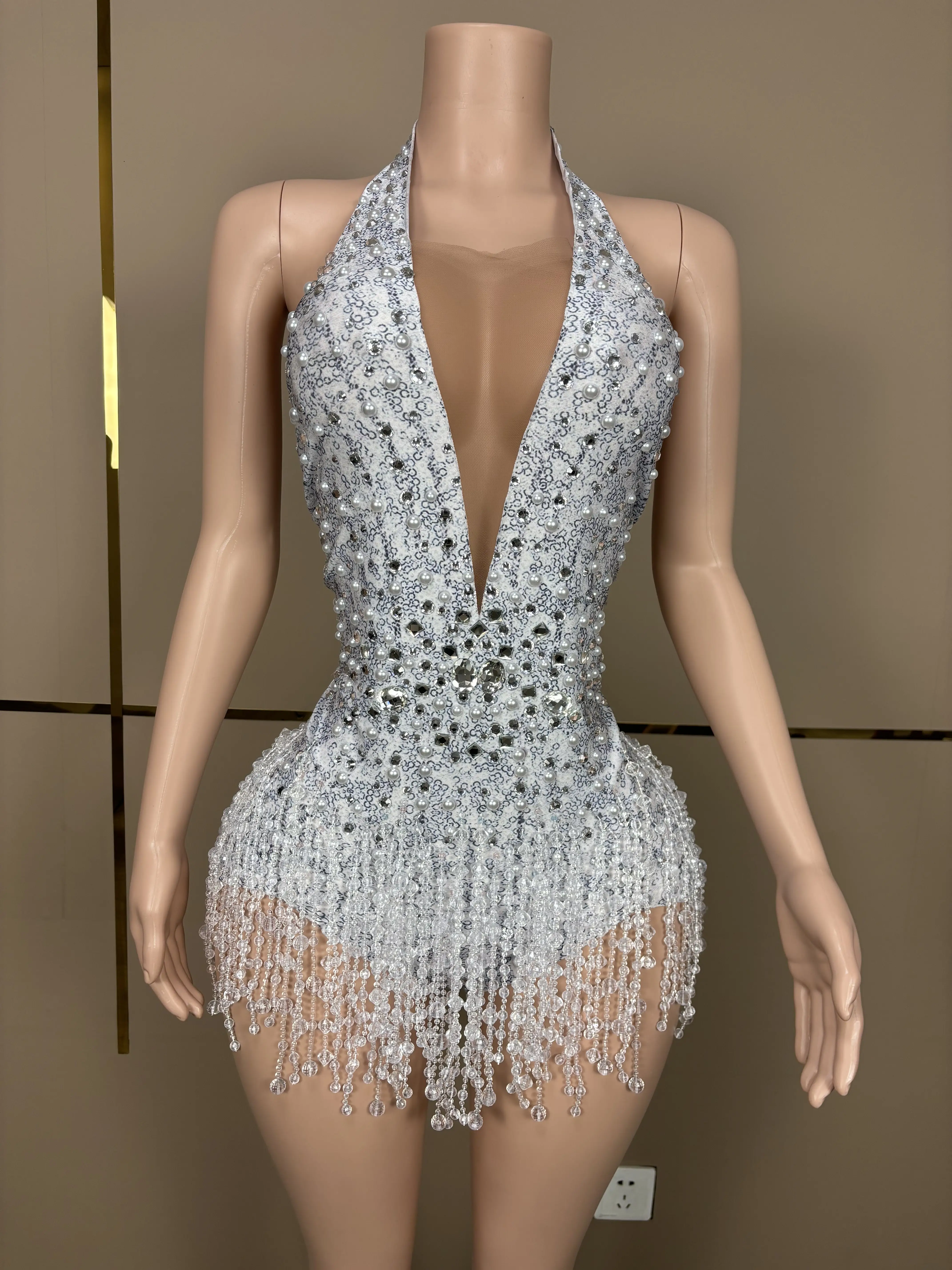 

Sparkly Rhinestones Sequins Tasse LeotardWomen Niahtclub Outfit Singer Dancer CostumeStage Wear Sexy Performance Bodysuit D104