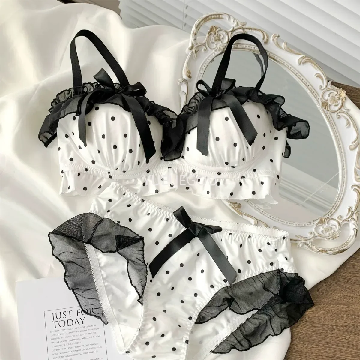 Süßes Polka Dot Spitzen Bh Und Slip Set Push Up Für Damen_voghion.com