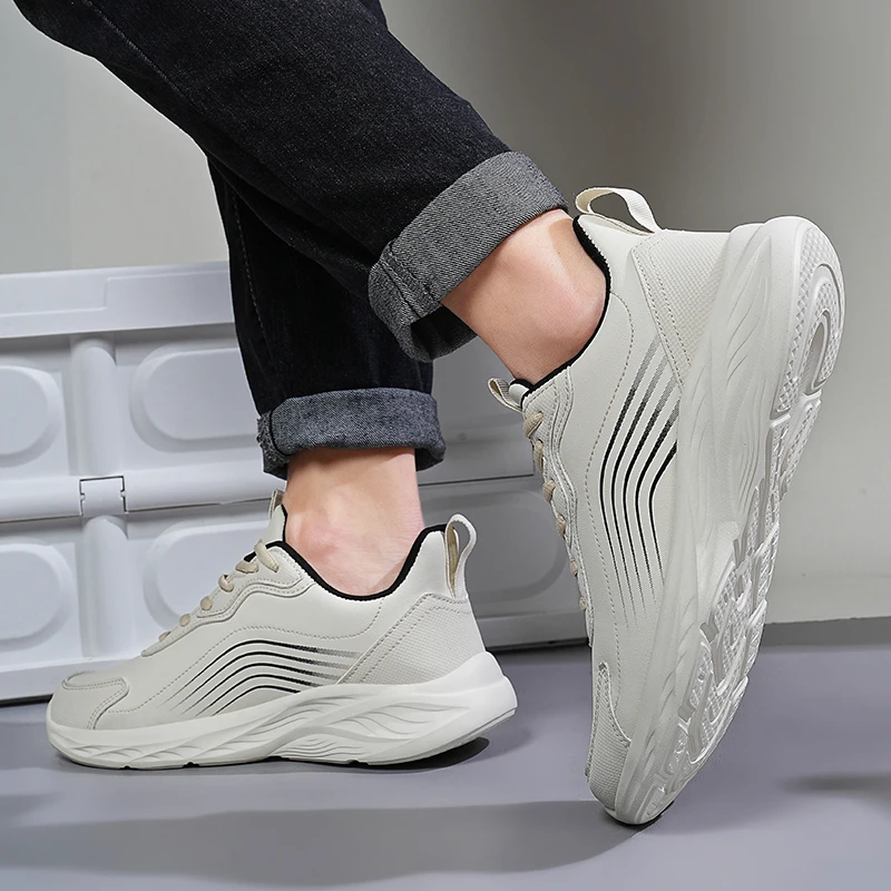 

2023 High Quality Shoes for Man Cross-tied Men's Vulcanize Shoes New Solid Round Head Casual Outdoor Breathable Sneakers