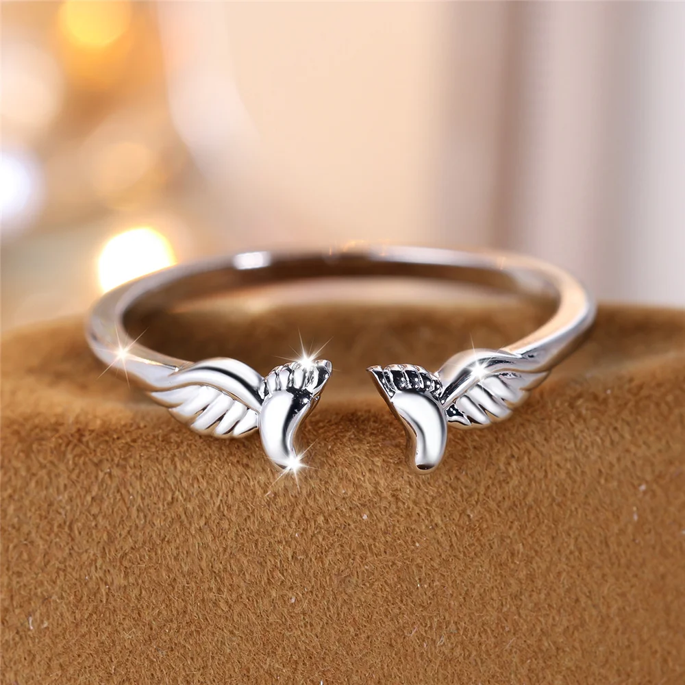 Cute Female White Stone Angel Wing Footprint Ring Silver Color Wedding Jewelry For Women