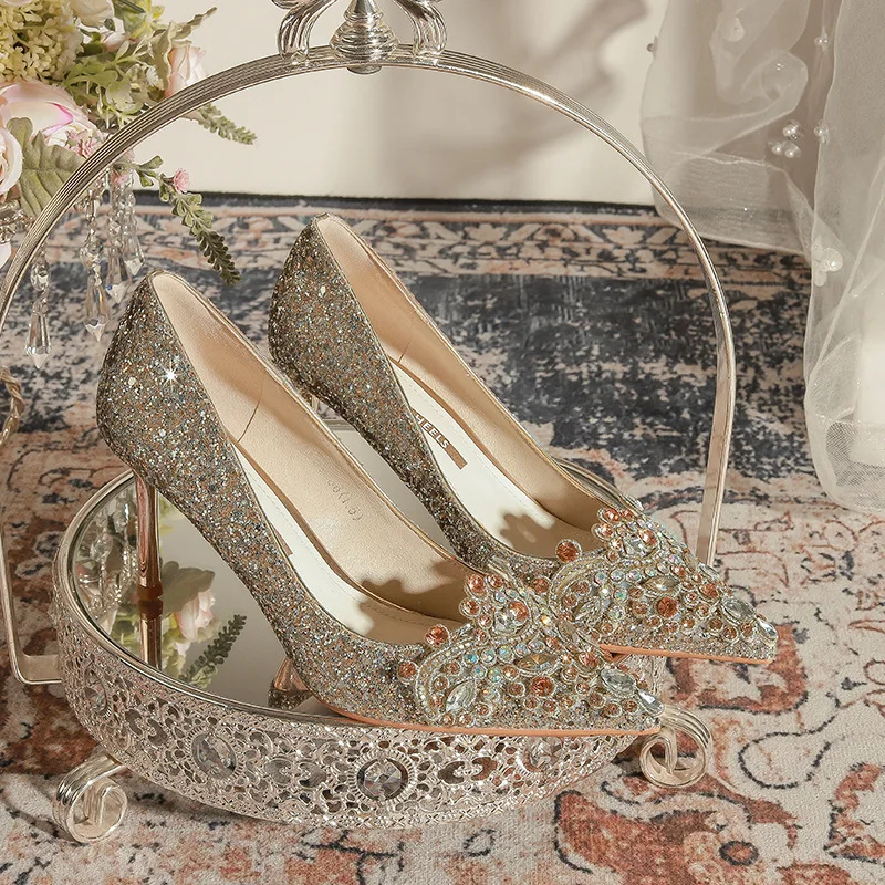 Pointed Toe High Heels Women's Stiletto Heels 2023 Autumn French Wedding Shoes High-end Xiuhe Wedding Dress Annual Meeting Shoes