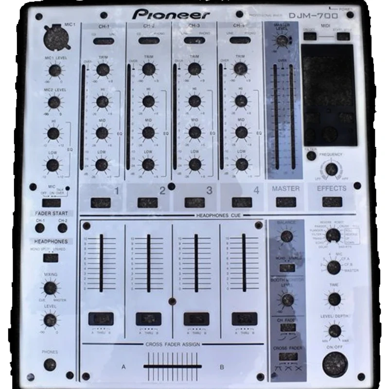 djm700.jpg