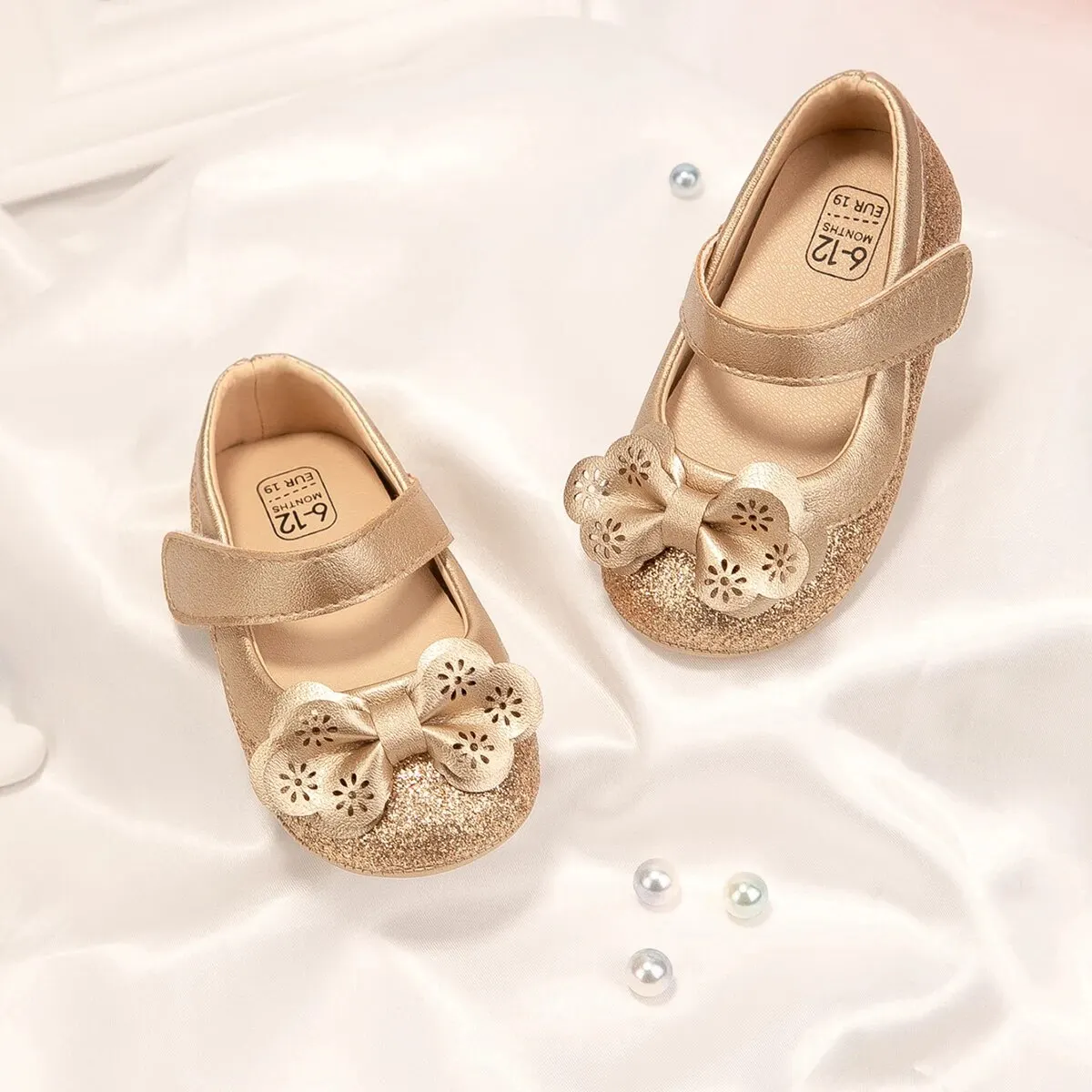Newborn Baby Girl Princess Dress Shoes with Gold Bowknot and Non-Slip Rubber Sole