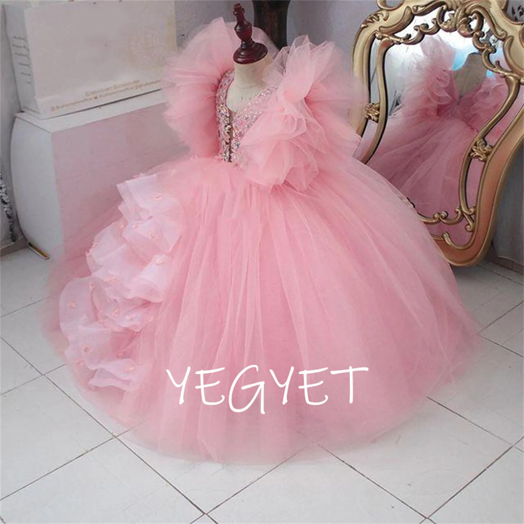 

Pink Lace Crystals Flower Girl Dresses Ball Gown Tulle Little Girl Wedding Dresses Cheap Communion Pageant Dresses Gowns