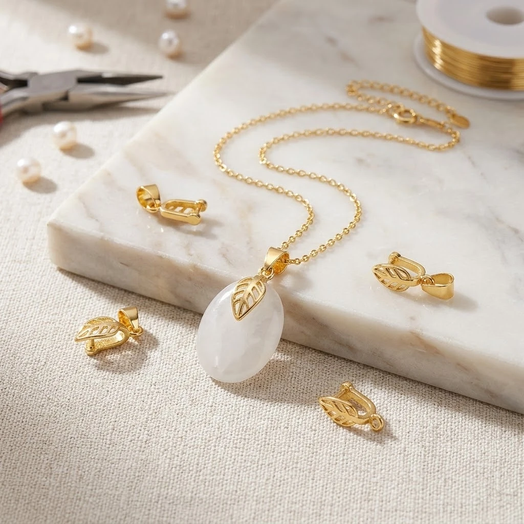 5 Stück 18K vergoldete Messing-Hohlblatt-Klemmhalterungen, Anhänger-Verbinder für DIY-Schmuckherstellung von Halsketten – Detail 1