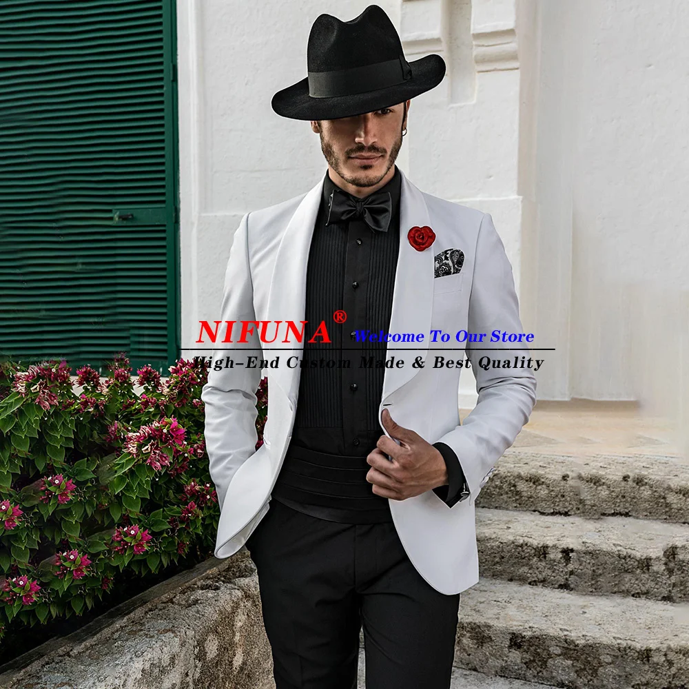 

Custom Made Slim Fit Groomsmen White Groom Tuxedos Shawl Lapel Men Suits 2Pieces Wedding Best Man Party Dinner Sets Jacket+Pants